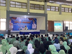 Siswa Baru di Kota Blitar Diajak Polisi Perangi Narkoba
