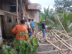 Tebing di Puncak Bogor Longsor, 1 Rumah Warga Rusak