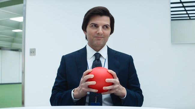 Severance berhasil mencetak nominasi terbanyak, yakni 27 kategori, dalam Primetime Emmy Awards 2025.