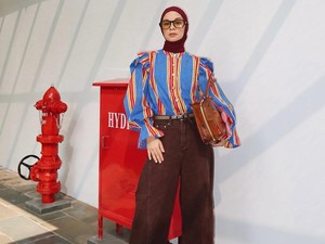 Get The Look: Inspirasi Mix and Match Outfit Colourful ala Tantri Namirah, Ekspresif dan Energik!
