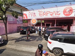 Siapa Pemilik Warung Pink Tempong? Kuliner Wajib untuk Wisatawan di Bali
