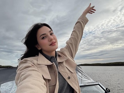 5 Potret Alice Norin Pulang Kampung ke Norwegia, Tengah Malam Masih Terang