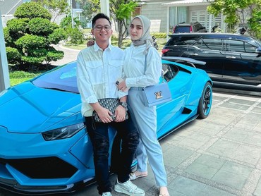 Harta Dikuras-Dimiskinkan, Ini 7 Potret Lawas Gaya Hidup Mewah Doni Salmanan & Dinan