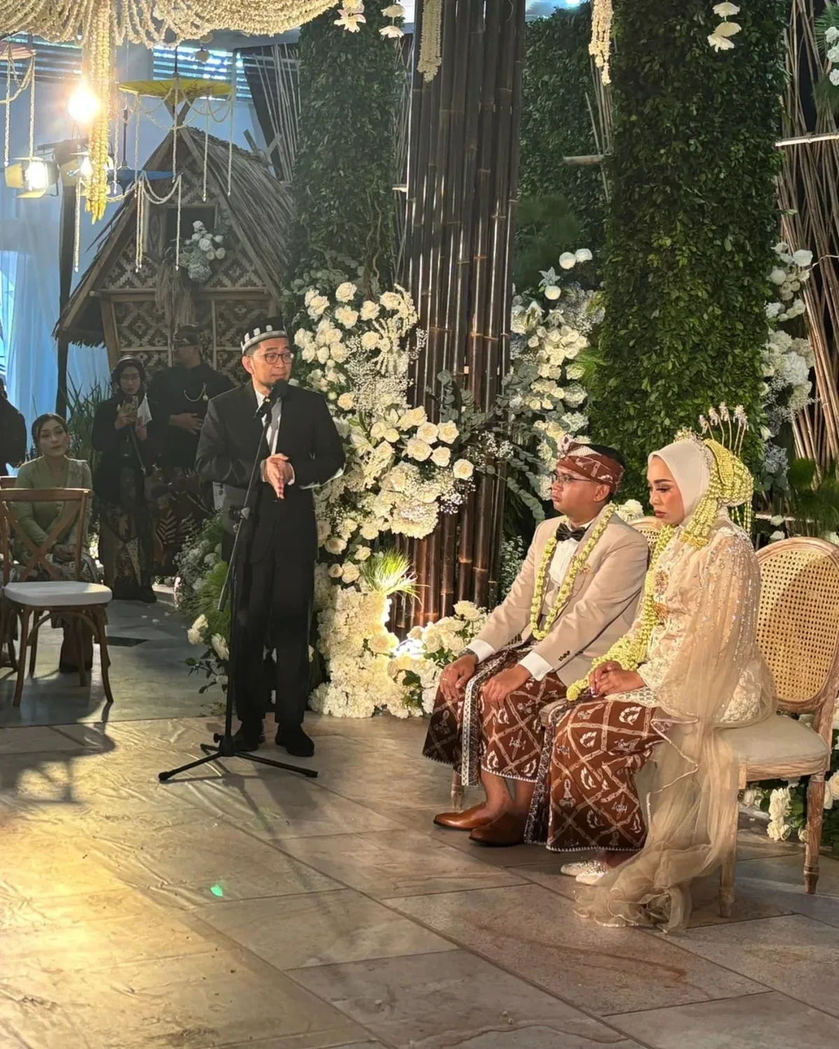 Pernikahan Maula Akbar dan Putri Karlina