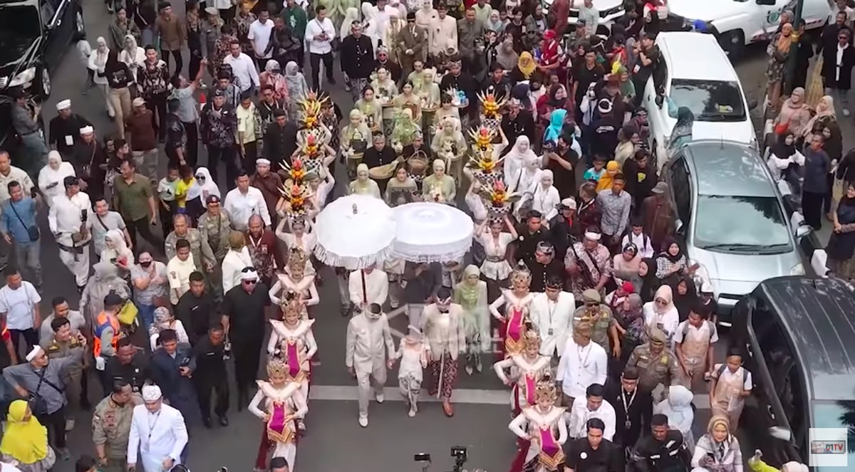 Pernikahan Maula Akbar dan Putri Karlina