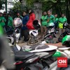 Massa Ojol Demo di DPR Serukan 6 Tuntutan