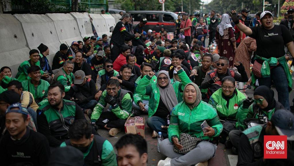 Menaker Imbau Grab dan Gojek Cs Berikan BHR Ojol Minimal 25%