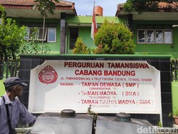 Sekolah Taman Siswa Bandung: Dulu Rahimnya Atlet, Kini Sepi Peminat