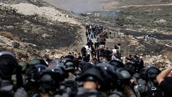 FOTO: Suku Druze Kabur ke Perbatasan Israel-Suriah Pasca Bentrokan