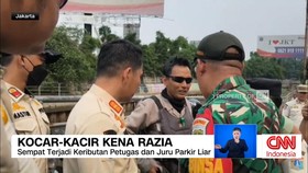 VIDEO: Razia Gabungan, Juru Parkir Liar Gunakan Atribut TNI 