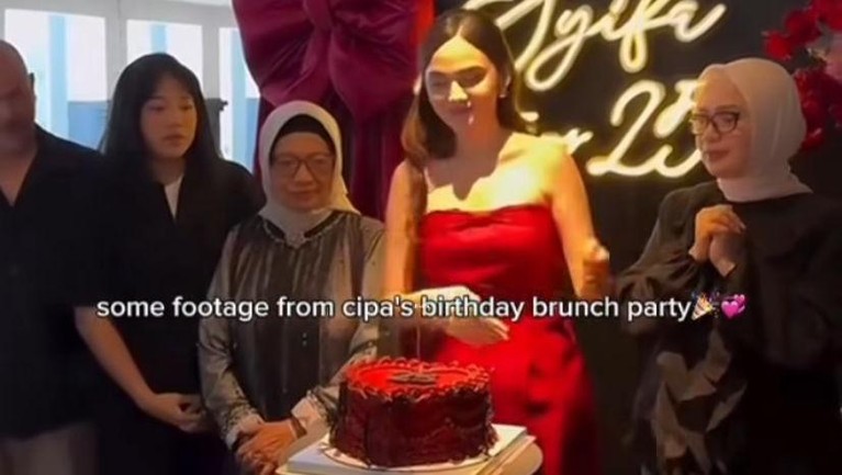 Ulang Tahun Syifa Hadju