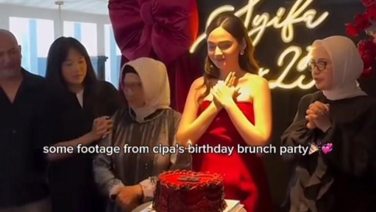Ulang Tahun Syifa Hadju
