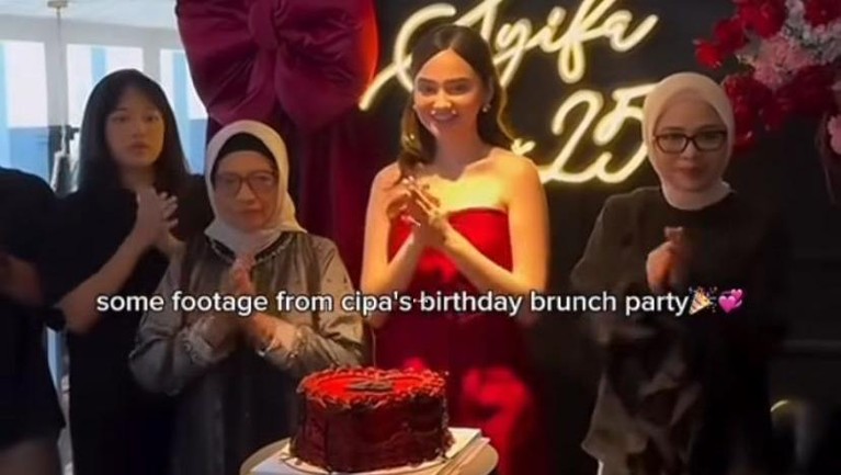 Ulang Tahun Syifa Hadju