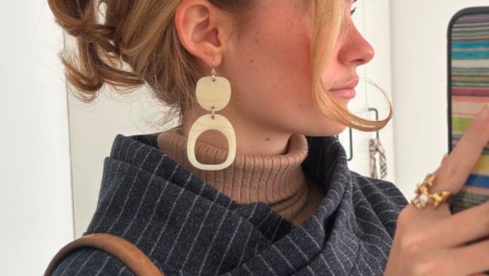 Anting Besar atau Kalung Bold/Foto: pinterest.com/SimplyGeorgie20
