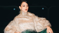 Ngaku Hamil 9 Bulan di Luar Nikah, Ini 7 Potret Erika Carlina Diduga Berbadan Dua