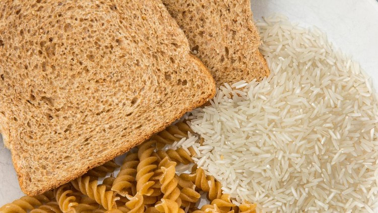 Ilustrasi nasi atau beras roti dan pasta Selection of grains from bread to pasta and rice.