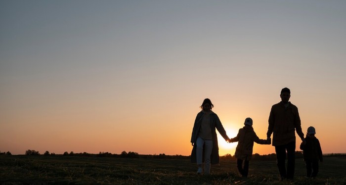 Arti foto keluarga nomor 1/Foto: freepik.com/freepik
