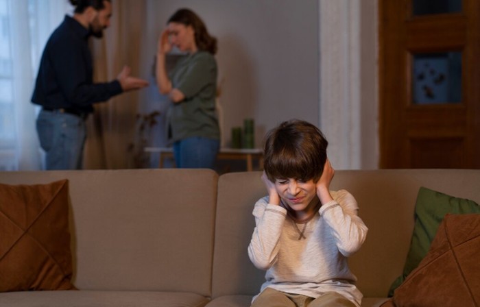 Arti foto keluarga nomor 3/Foto: freepik.com/freepik