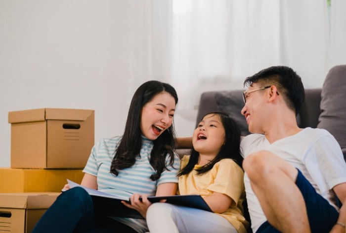 Arti foto keluarga nomor 2/Foto: freepik.com/tirachardz