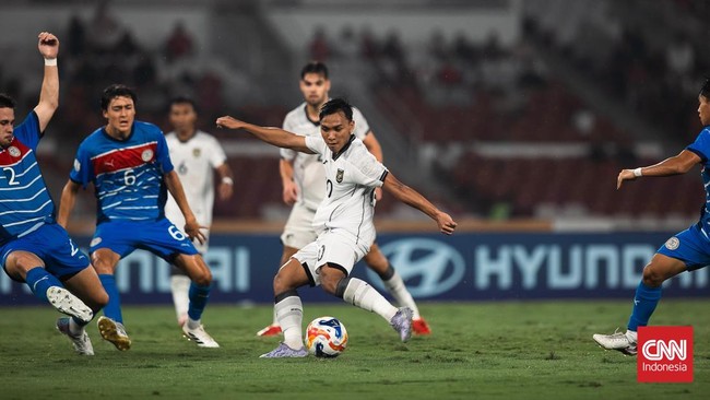 Pelatih Timnas Indonesia U-23, Gerald Vanenburg, mengungkapkan Arkhan Fikri layak bermain di klub besar setelah tampil impresif saat melawan Filipina U-23.