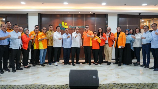 Kemenkop dan Kosgoro 1957 menandatangani MoU untuk mendukung program Kopdes/Kel Merah Putih yang akan resmi diluncurkan pada 21 Juli 2025 mendatang.