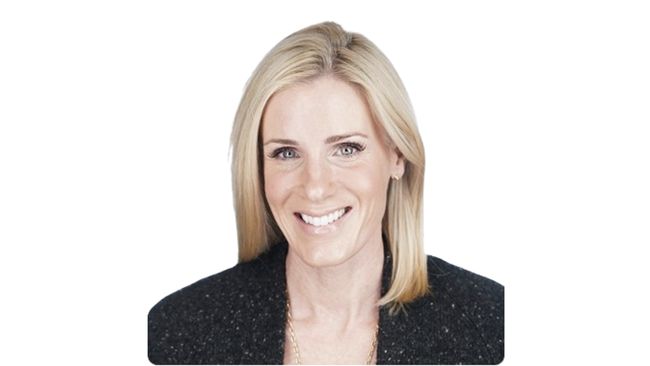 Nama Kepala HRD Astronomer, Kristin Cabot, menjadi sorotan setelah tertangkap kamera bermesraan dengan suami orang, yakni bosnya sendiri, di konser Coldplay.
