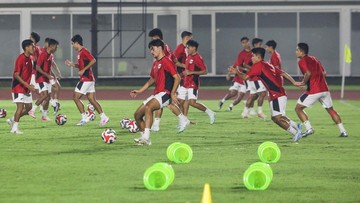 Kabar Sport CNN Terbaru : FOTO: Timnas Indonesia U-23 Bersiap Redam Kejutan Filipina 