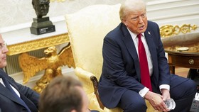 Komite Olimpiade AS Patuhi Perintah Trump Larang Atlet Transgender