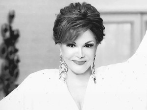 Connie Francis Penyanyi Lagu Viral 