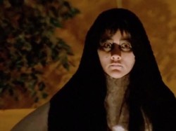 Remembering Suzzanna, Indonesias Queen of Horror, 18 Years On