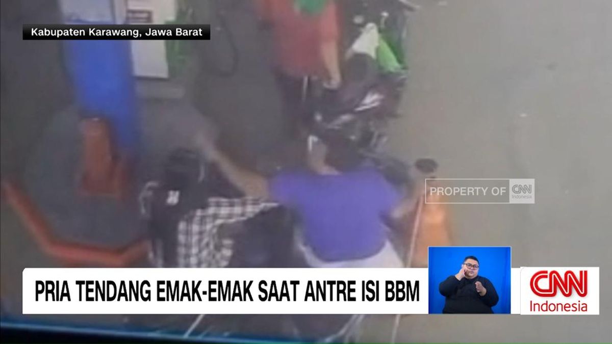 VIDEO: Pria Tendang Emak-Emak Saat Antre Isi BBM