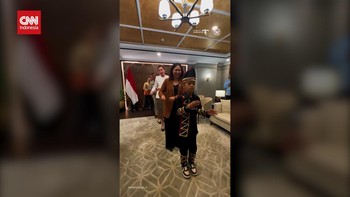 VIDEO: Momen Menpar Undang Dhika dan Ikut Menari Pacu Jalur