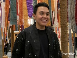 Mengintip Lemari Pakaian Tulus, Isinya...