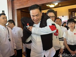 Caketum PSI Agus Mulyono Diiringi Selawatan ke Graha Saba Buana