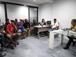 Ngopi Bareng Sopir, Satlantas Malang Sosialisasi Operasi Patuh 2025