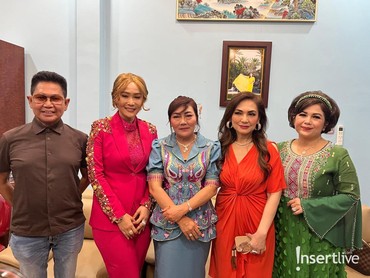 Akim Oei Buka Peluang Musisi Rekam Karya, Disambut Hangat Inul Daratista hingga Joy Tobing
