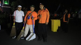 Pejabat Purwakarta Bertukar Peran, Apresiasi Petugas Kebersihan
