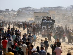 Keji Israel Tembaki Warga Cari Bantuan di Gaza, 93 Orang Tewas
