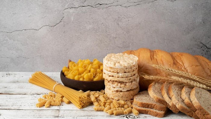 img-title 5 Makanan dan Minuman yang Bisa Mengganggu Kesehatan Mata, serta Rekomendasi Pilihan Terbaiknya!