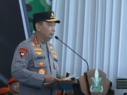 Kapolri Pimpin Pelantikan Irwasum Polri dan Sertijab 7 Kapolda