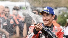 Legenda MotoGP Italia Pasang Badan untuk Marc Marquez