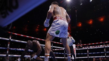 Berita Panas dari Dunia Sport CNN : Kata-kata Pertama Oleksandr Usyk Usai Menang TKO Atas Dubois