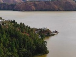 Air Danau Toba Mendadak Keruh, Ini Penyebabnya