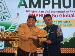 Selamat! Dinilai Aktif Edukasi Haji & Umrah detikcom Raih AMPHURI Award