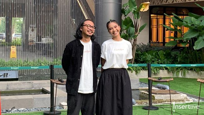 Dere Gandeng Popomangun Hadirkan Visualisasi Lagu Puspa
