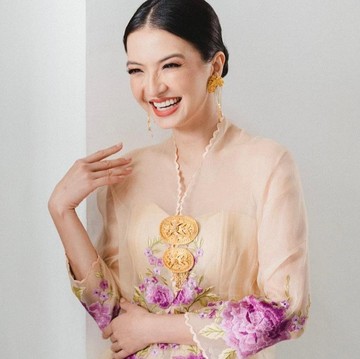 5 Fakta Menarik Kebaya Encim, Warisan Budaya yang Tetap Hits Sampai Sekarang