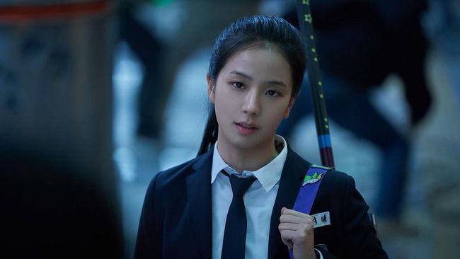 Sutradara klarifikasi soal perubahan yang dilakukan terhadap Lee Ji-hye, karakter Jisoo BLACKPINK dalam film Omniscient Reader.