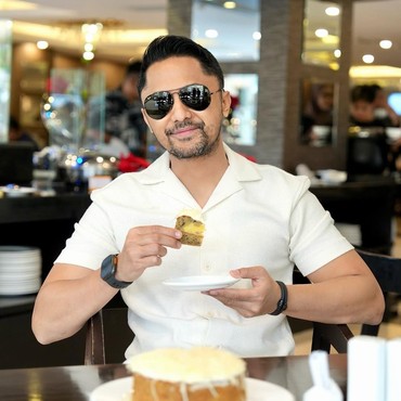 Lepas Jabatan Bupati, Hengky Kurniawan Kini Jalani Peran Baru di Rumah