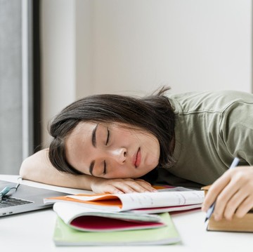 5 Sifat Sepele Tapi Menunjukkan Orang Punya IQ Rendah, Termasuk Kurang Empati!