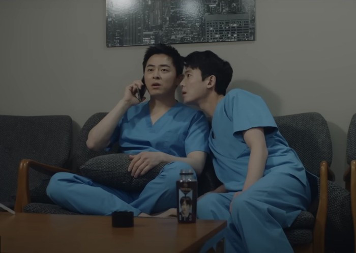 8 Drama Korea dengan Chemistry Bromance yang Ikonik